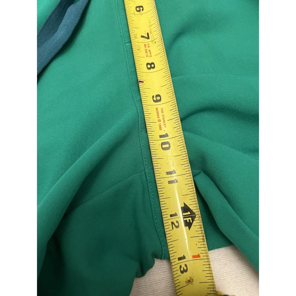 FIGS Technical Collection Womens Scrub Pants Green Sz Med/Tall